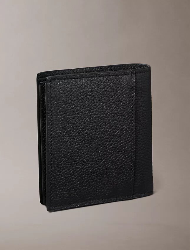 Portfel z tłoczonym logo + etui na karty Portfel z tłoczonym logo + etui na karty