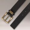 Skórzany pasek z klamrą typu harness Skórzany pasek z klamrą typu harness