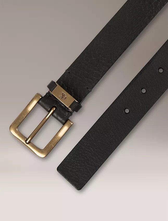 Skórzany pasek z klamrą typu harness Skórzany pasek z klamrą typu harness