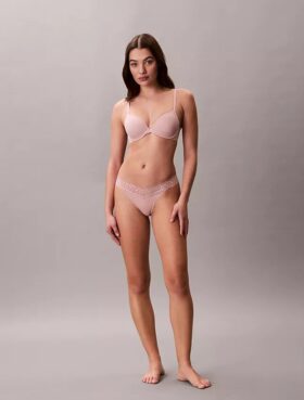 Stringi Attraction Thong
