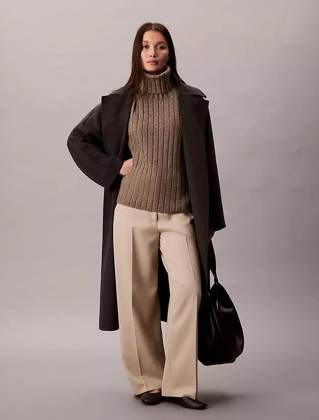 Sweter bez rękawów z prążkowanym wykończeniem Sweter bez rękawów z prążkowanym wykończeniem