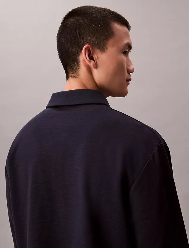 Sweter o luźnym kroju z emblematycznym logo Sweter o luźnym kroju z emblematycznym logo