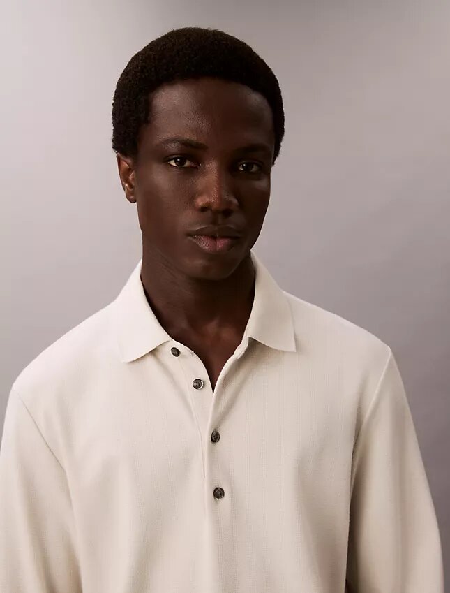 Sweter polo z żakardu o luźnym kroju Sweter polo z żakardu o luźnym kroju