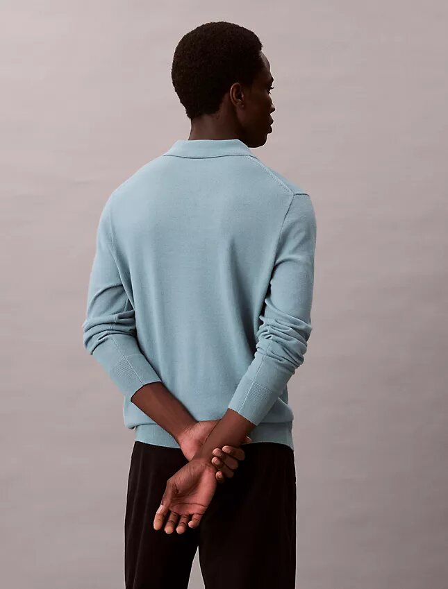 Sweter polo z mieszanki bardzo delikatnej wełny merynosowej Sweter polo z mieszanki bardzo delikatnej wełny merynosowej