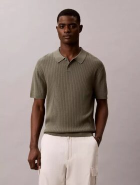 Sweter polo z prążkowanym materiałem Sweter polo z prążkowanym materiałem