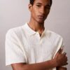 Sweter polo z prążkowanym materiałem Sweter polo z prążkowanym materiałem