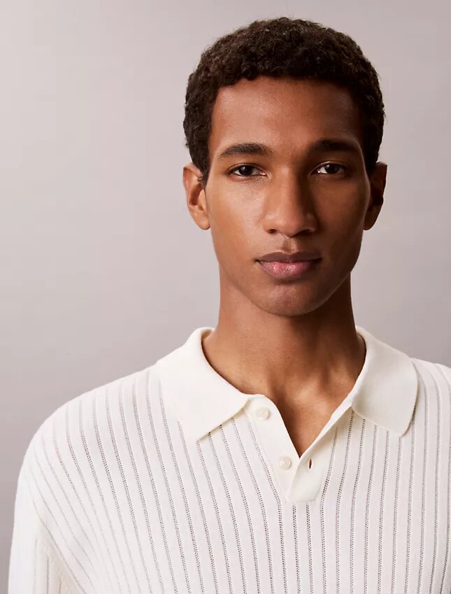 Sweter polo z prążkowanym materiałem Sweter polo z prążkowanym materiałem