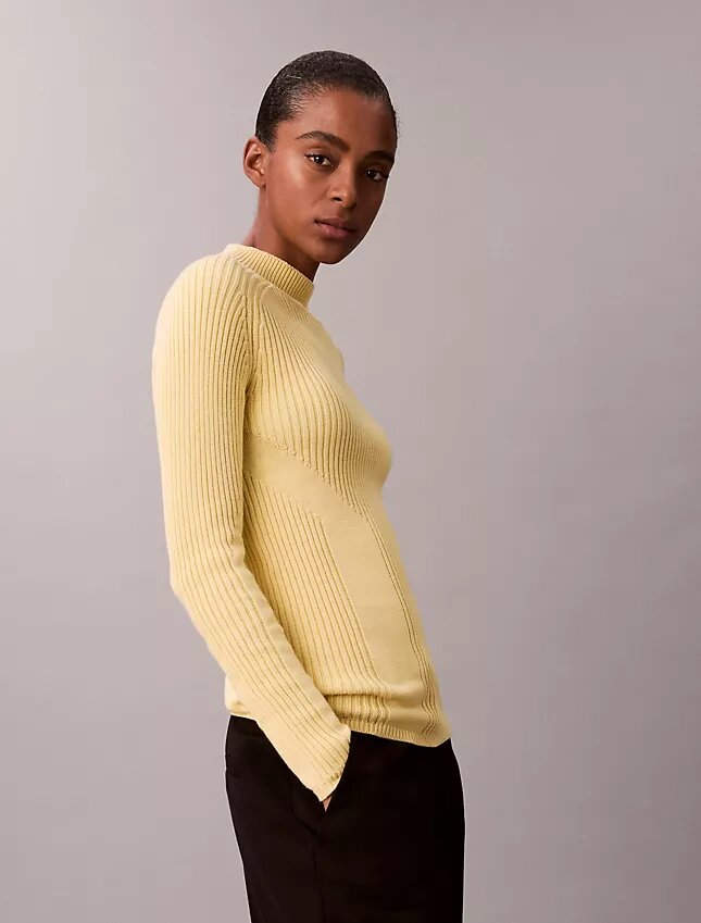 Sweter z bawełny o wąskim kroju Sweter z bawełny o wąskim kroju