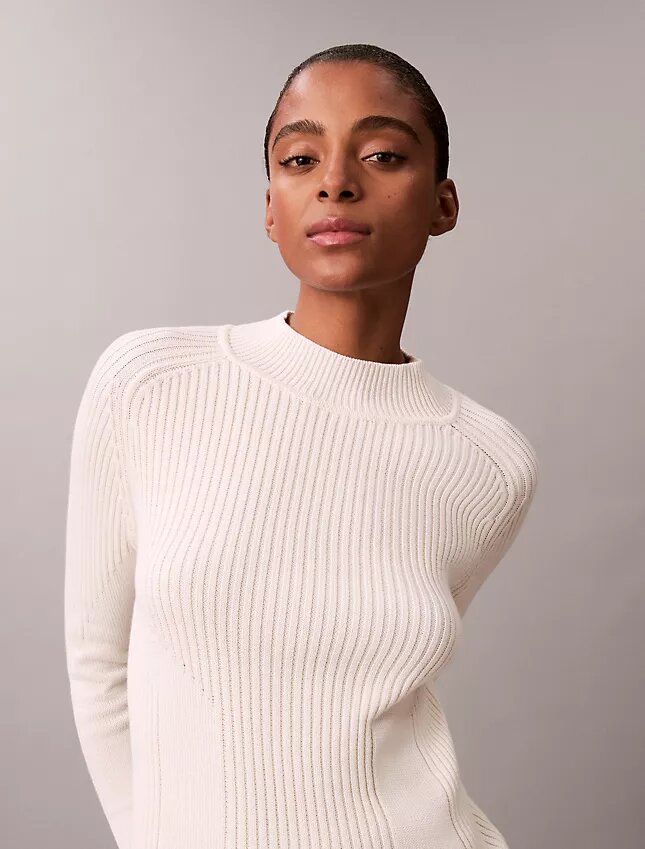 Sweter z bawełny o wąskim kroju Sweter z bawełny o wąskim kroju