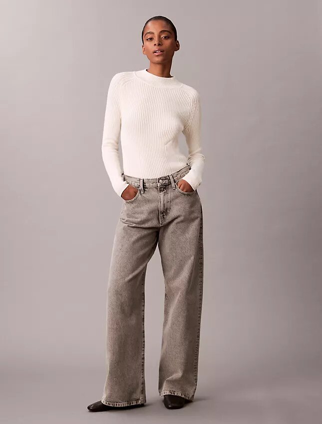 Sweter z bawełny o wąskim kroju Sweter z bawełny o wąskim kroju