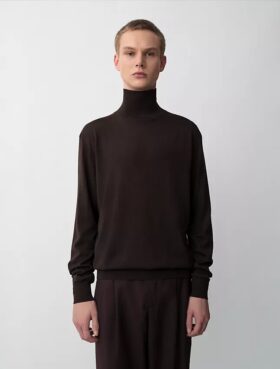 Sweter z golfem w kolorze popielatym