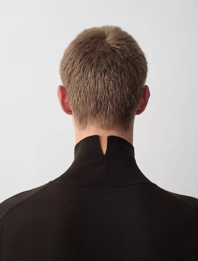 Sweter z golfem w kolorze popielatym Sweter z golfem w kolorze popielatym