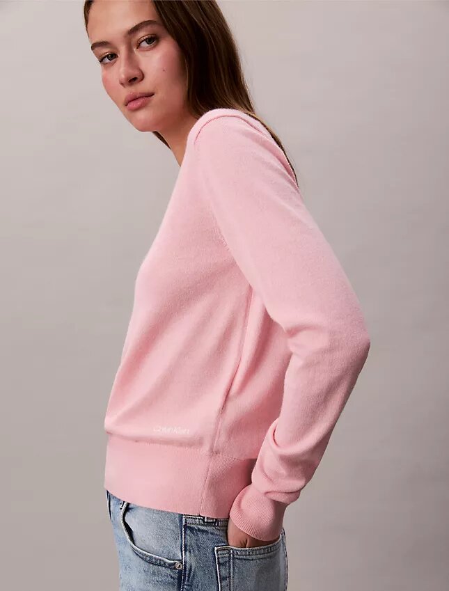Sweter z okrągłym dekoltem z mieszanki bardzo delikatnej wełny merynosowej Sweter z okrągłym dekoltem z mieszanki bardzo delikatnej wełny merynosowej