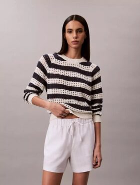 Sweter z otwartym splotem