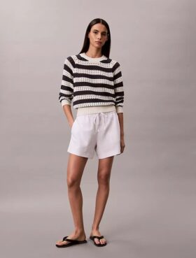 Sweter z otwartym splotem