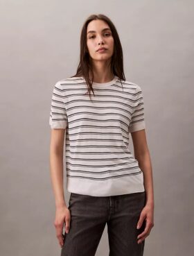 Sweter z wiskozy z krótkim rękawem