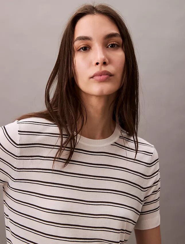Sweter z wiskozy z krótkim rękawem Sweter z wiskozy z krótkim rękawem
