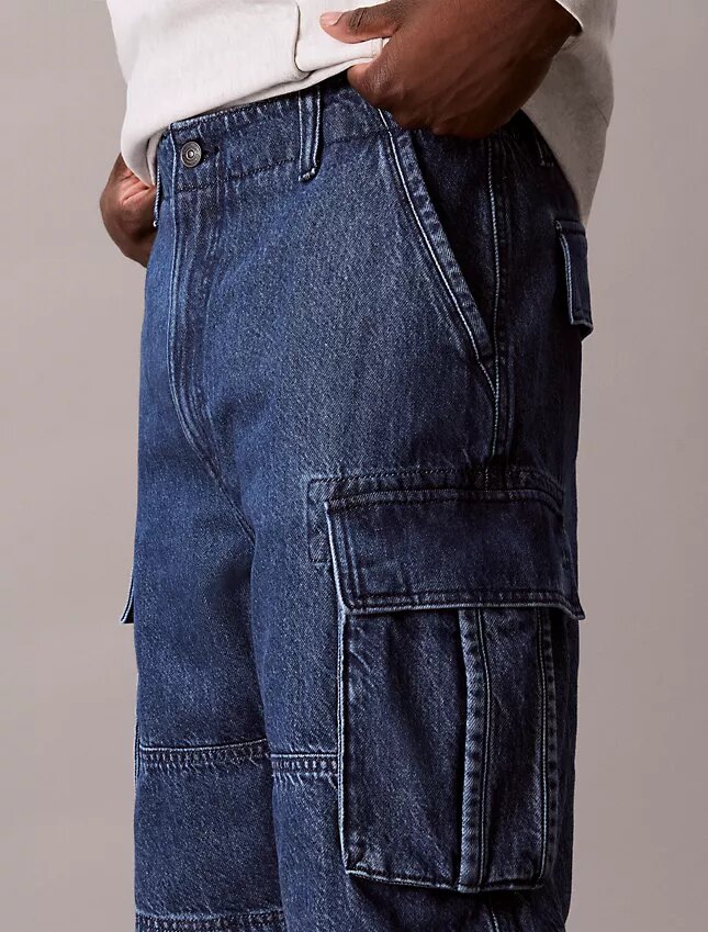 Szorty cargo z Denimu w stylu lat 90. Szorty cargo z Denimu w stylu lat 90.
