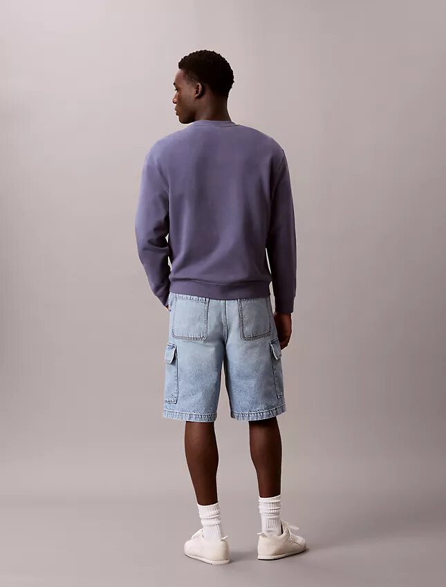 Szorty cargo z Denimu w stylu lat 90. Szorty cargo z Denimu w stylu lat 90.