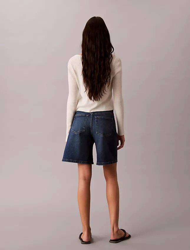 Szorty Denim z podwiniętym brzegiem i krojem w kształcie litery A Szorty Denim z podwiniętym brzegiem i krojem w kształcie litery A