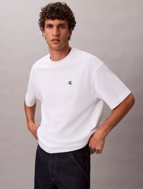 T-shirt z luźnym dekoltem w serek i logo Archive