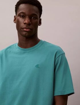 T-shirt z luźnym dekoltem w serek i logo Archive