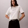 T-shirt z okrągłym dekoltem i standardowym logo o luźnym kroju