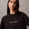 T-shirt z okrągłym dekoltem i standardowym logo o luźnym kroju T-shirt z okrągłym dekoltem i standardowym logo o luźnym kroju