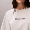 T-shirt z okrągłym dekoltem i standardowym logo o luźnym kroju