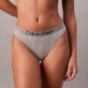 Thong z maksymalną zawartością bawełny Thong z maksymalną zawartością bawełny