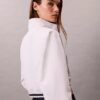 Tkana, krótka bluza dresowa o luźnym kroju Tkana, krótka bluza dresowa o luźnym kroju