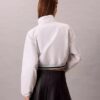 Tkana, krótka bluza dresowa o luźnym kroju Tkana, krótka bluza dresowa o luźnym kroju