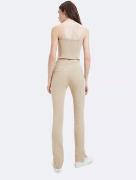 Top typu bustier