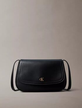 Torba na aparat z klapką z monogramem