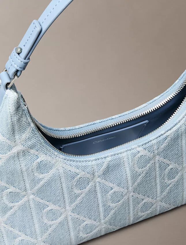 Torba na ramię z Denim z logo na całej powierzchni Torba na ramię z Denim z logo na całej powierzchni