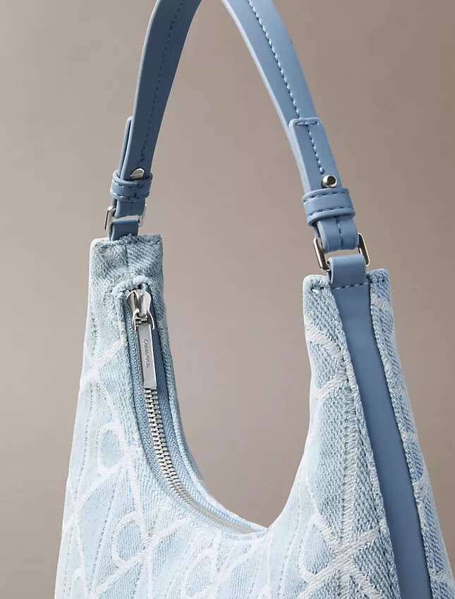 Torba na ramię z Denim z logo na całej powierzchni Torba na ramię z Denim z logo na całej powierzchni