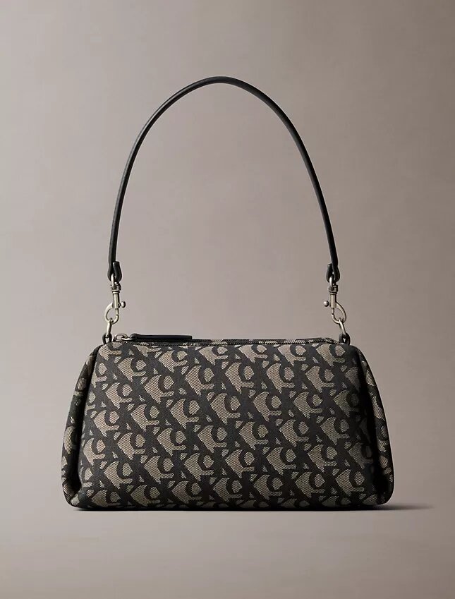 Torba na ramię z plisowanym logo Monogram Torba na ramię z plisowanym logo Monogram