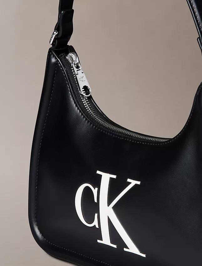 Torba na ramię z wytłoczonym Monogramem Torba na ramię z wytłoczonym Monogramem