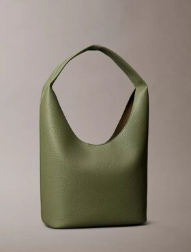 Torba o luźnym kształcie z fakturą „pebble grain”