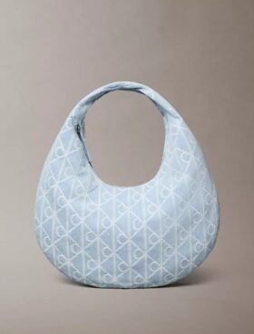 Torba typu hobo z Denim logo na całej powierzchni