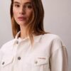 Trucker Jacket w stylu lat 90. Trucker Jacket w stylu lat 90.