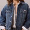 Trucker Jacket w stylu lat 90. Trucker Jacket w stylu lat 90.