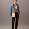 Trucker Jacket z dżinsu w stylu lat 90. Trucker Jacket z dżinsu w stylu lat 90.