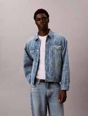Trucker Jacket z monogramem na całej powierzchni w stylu lat 90.