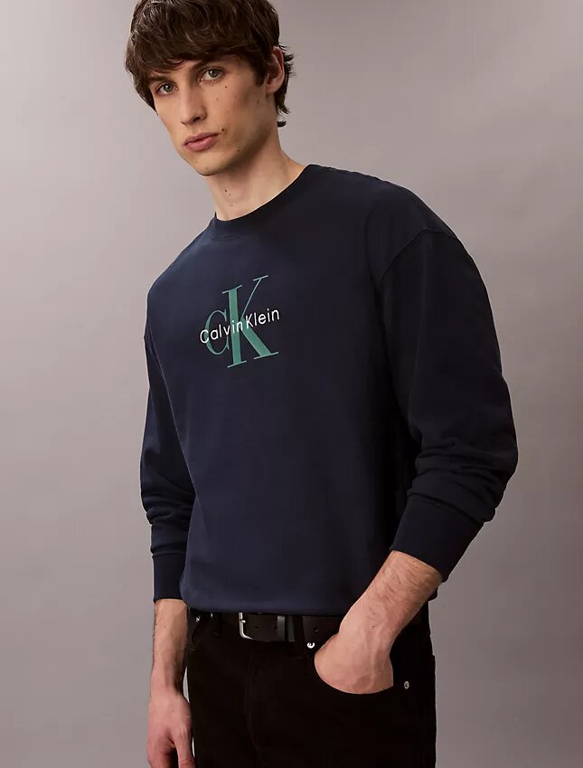 Wygodna bluza z wysokiej jakości frotte i haftowanym logo Monogram Wygodna bluza z wysokiej jakości frotte i haftowanym logo Monogram