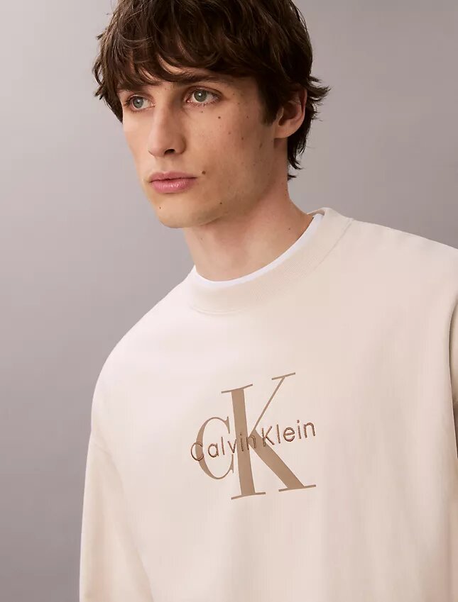 Wygodna bluza z wysokiej jakości frotte i haftowanym logo Monogram Wygodna bluza z wysokiej jakości frotte i haftowanym logo Monogram