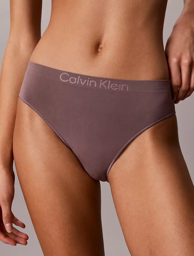 Zgrzewane, elastyczne, bezszwowe bikini slipy, zestaw 5 sztuk Zgrzewane, elastyczne, bezszwowe bikini slipy, zestaw 5 sztuk