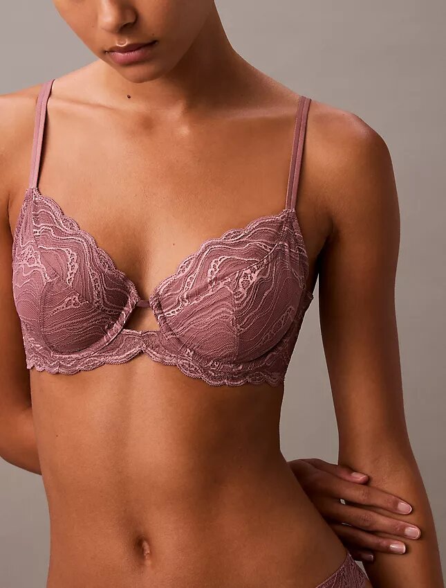 Zmysłowy, elastyczny biustonosz z koronką, Unlined, z pełnym pokryciem Zmysłowy, elastyczny biustonosz z koronką, Unlined, z pełnym pokryciem